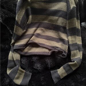 Hot Topic Striped Women's Knit Sweater